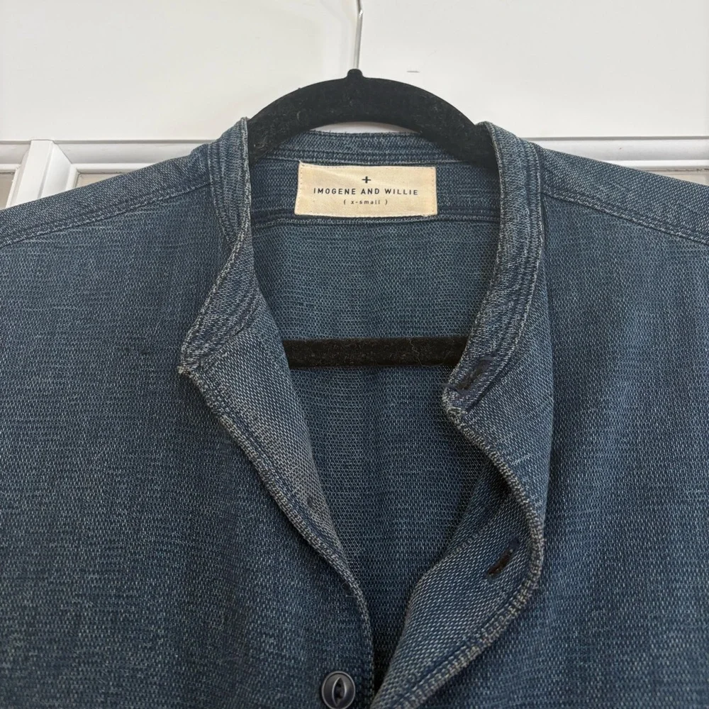 Imogene + Willie Inez navy blue button knit shirt top xs small - Picture 5 of 6